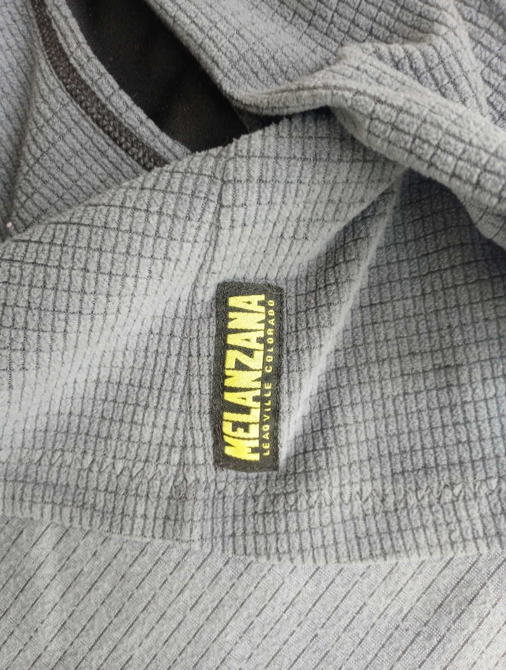 Melanzana Gray Microgrid Pullover with Yellow Logo Tag Flaw Women's M - Picture 6 of 10